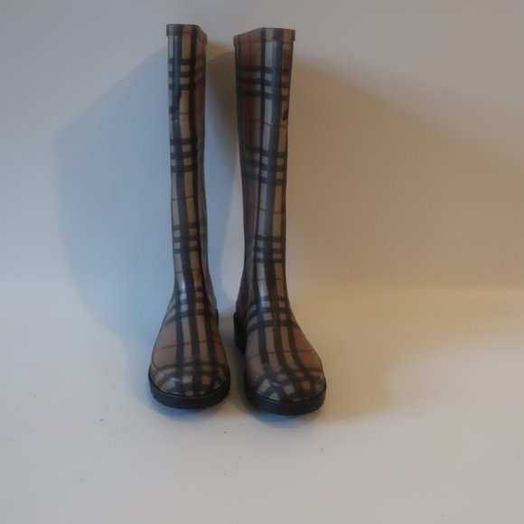 Burberry Shoes - Womens Burberry Haymarket Tan Black Nova Check Pull-On Rain Boots 8 *